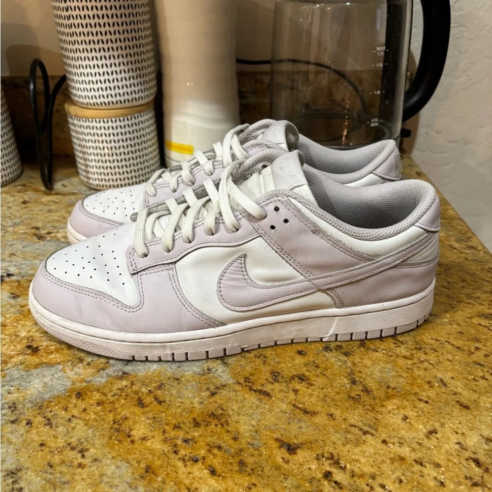 Nike Women's dunk low size 12